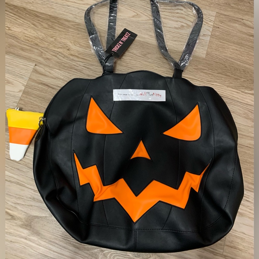 Trickz n Treatz x Dolls Kill Pumpkin Weekender Tote Bag + Candy Corn Purse - NEW - Picture 3 of 8